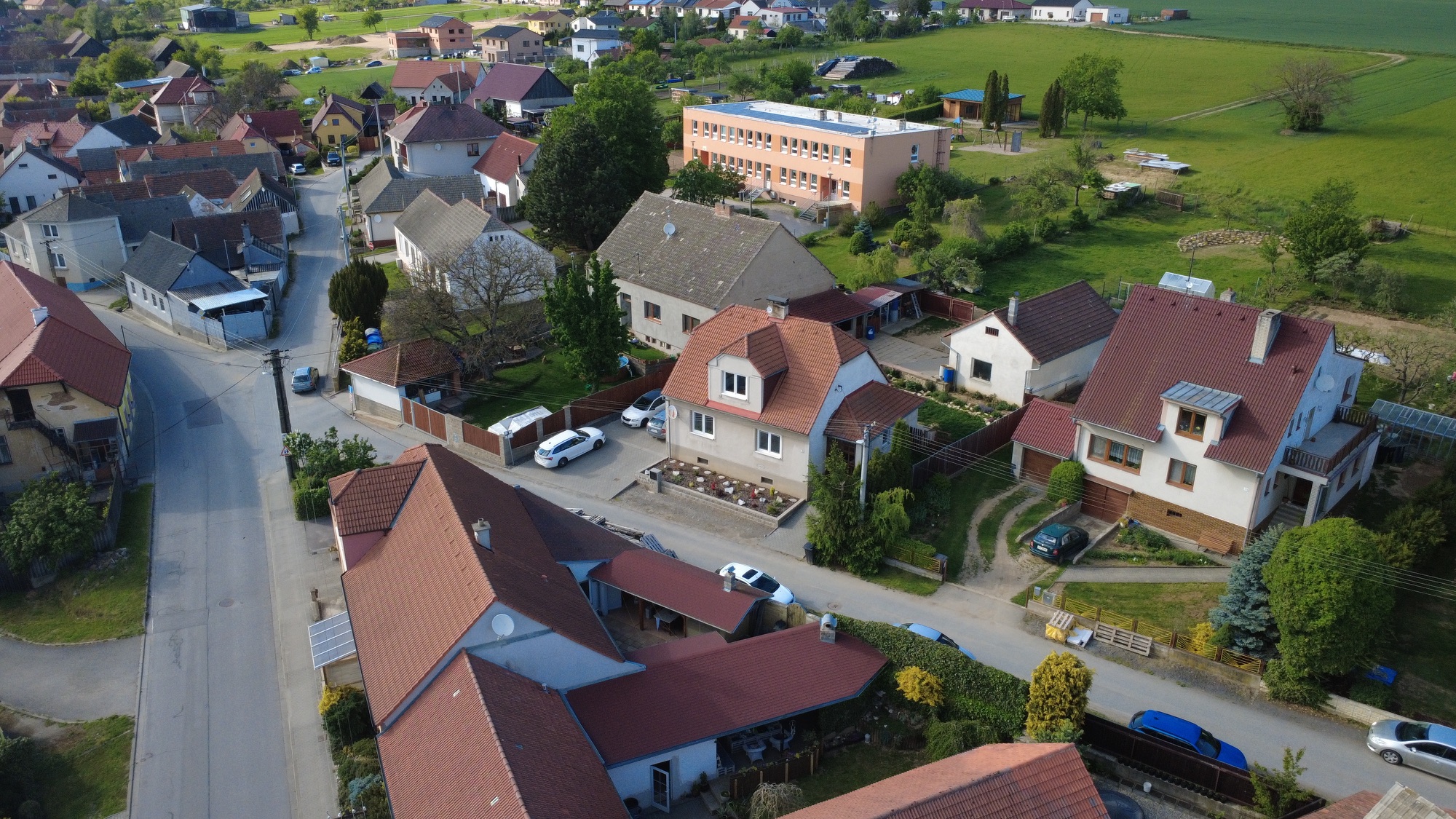 Letecký záběr obce — Šebkovice